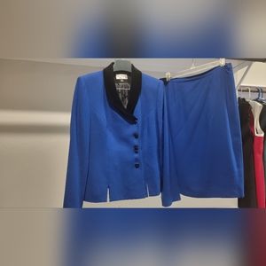 2 Piece Kasper Suit (Jacket and Skirt)